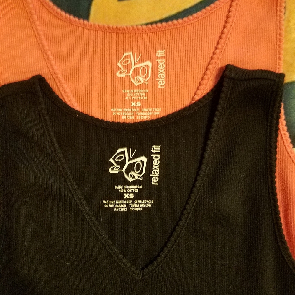 PerfectFit tank tops x 2